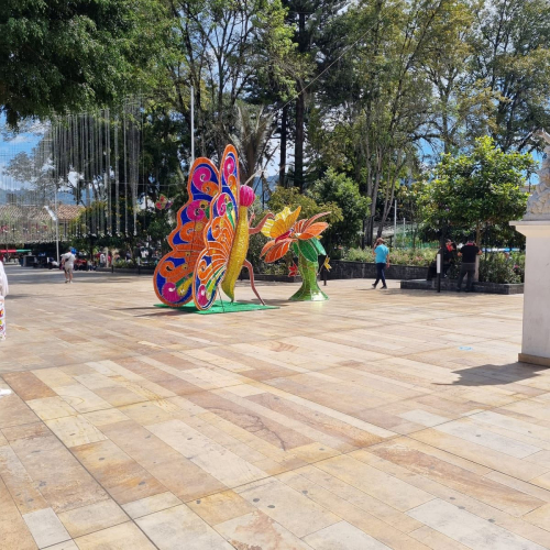 Piedra Muñeca Crema