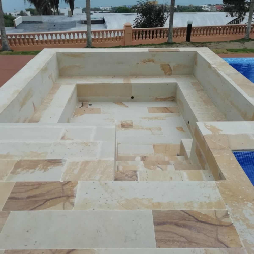 Borde de Piscina Piedra Muñeca